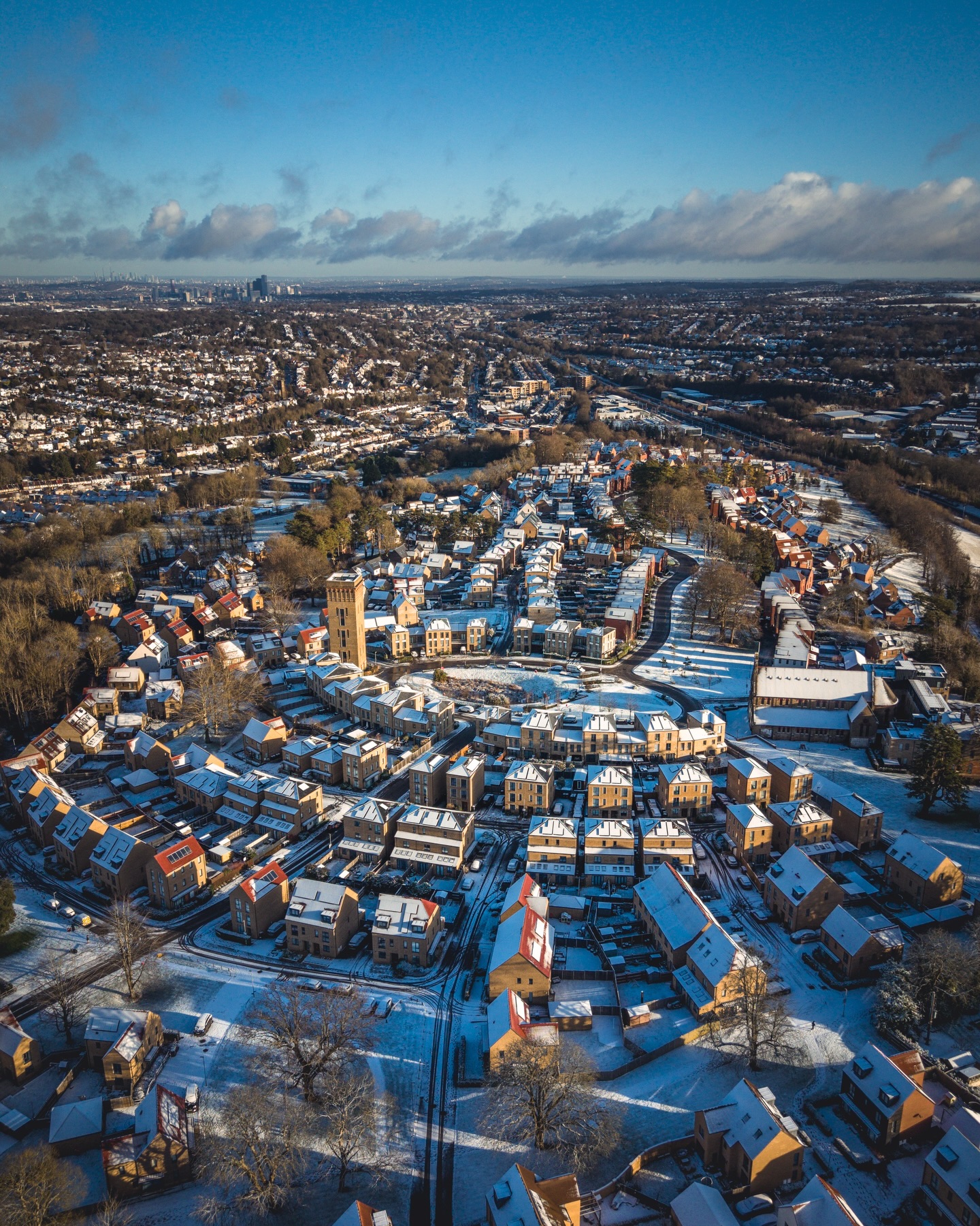 Powder dusting of snow ❄️ as London wakes up.
📸 @carelduplessis